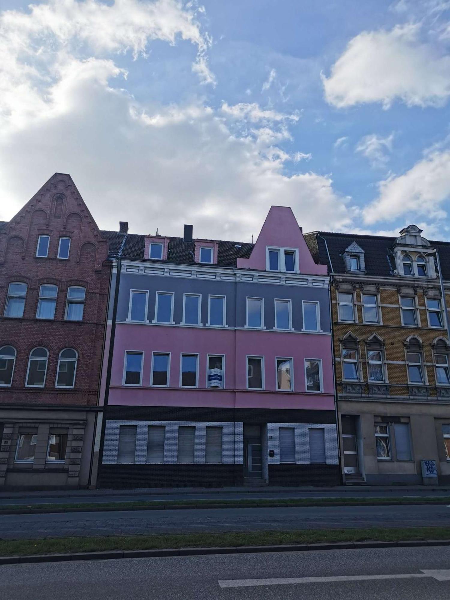Ring 27 Grosse Ferienwohnung Im Herzen Von Gelsenkirchen Exteriör bild